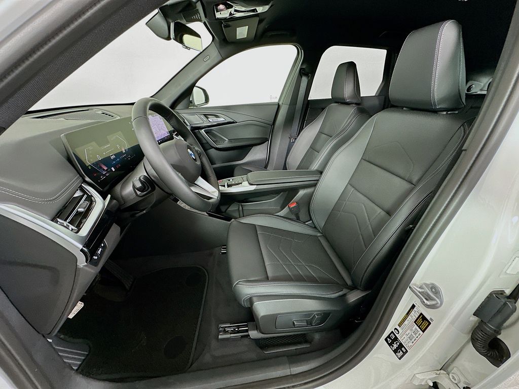 Thumbnail: 2026 BMW X1 - 16