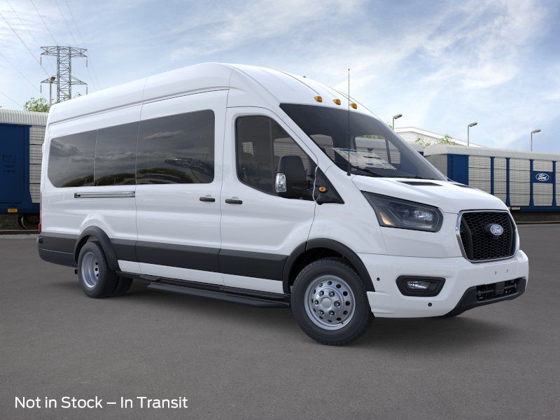 New 2026 Oxford White Ford Passenger Van XLT image 7