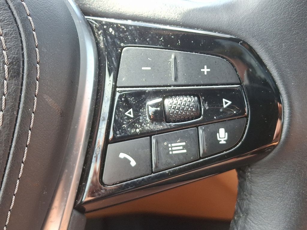 2022 BMW 5 Series 530i xDrive 23