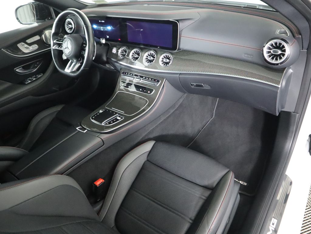 Thumbnail: 2022 Mercedes-Benz E-Class - 18