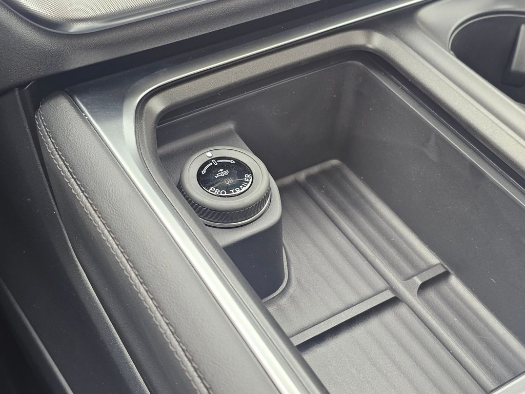 New 2026 Gray Ford Tremor image 29