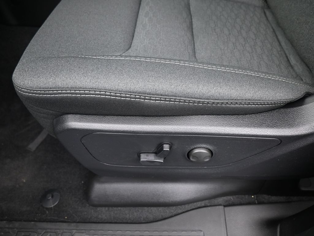 New 2026 Serrano Green Metallic Ram Big Horn/Lone Star image 15