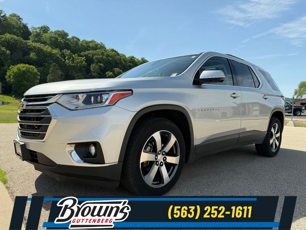 Silver Ice Metallic 2018 Chevrolet Traverse LT Leather AWD SUV / Crossover Four-Wheel Drive 9-Speed Automatic