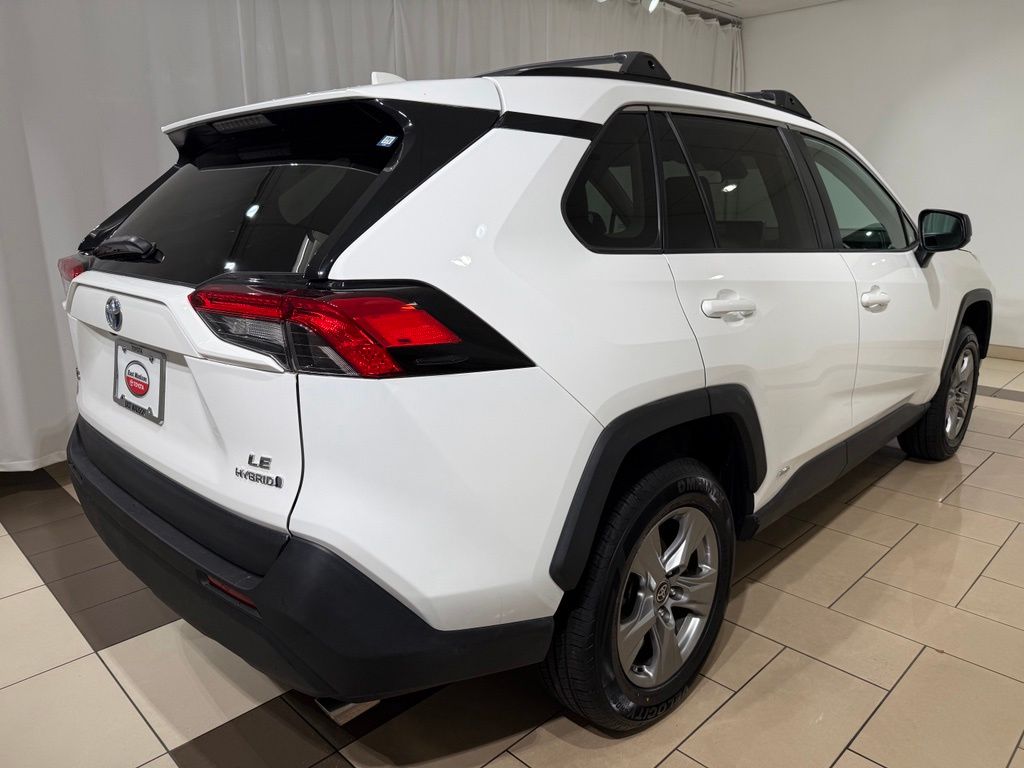 Thumbnail: 2024 Toyota RAV4 - 5