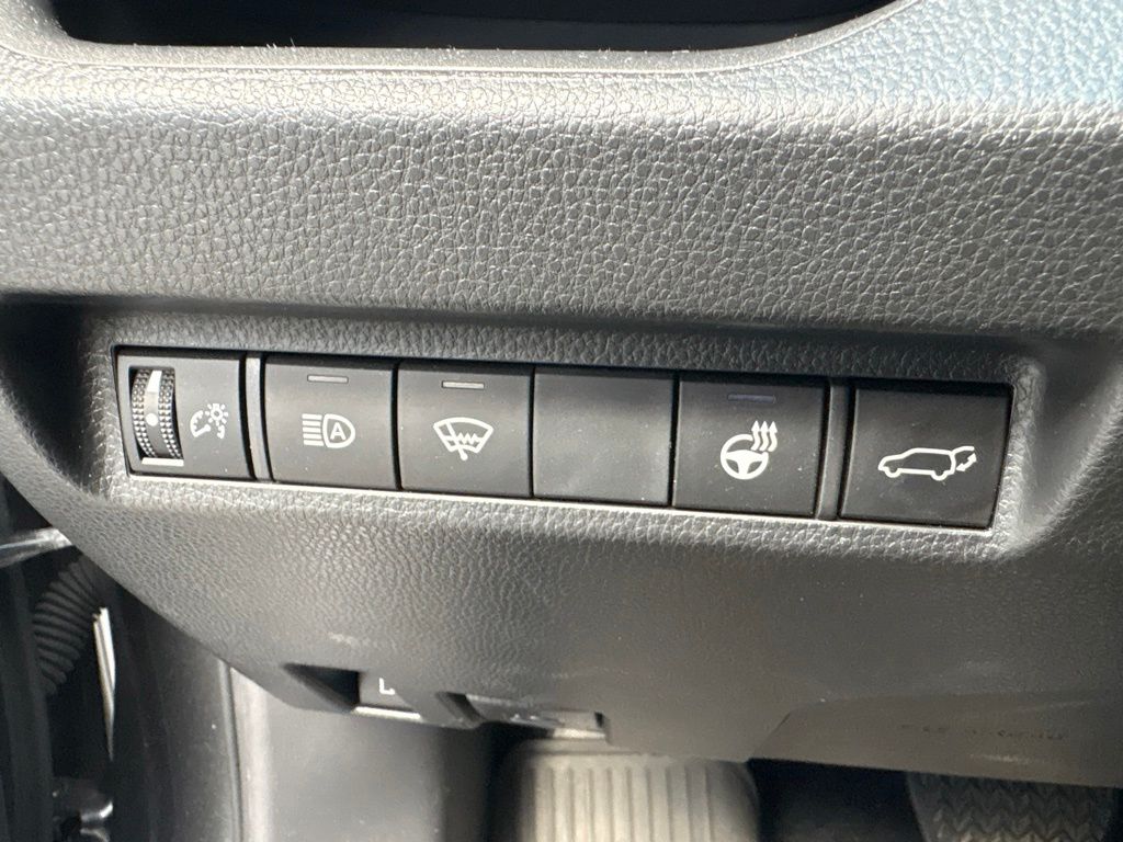 Used 2022 Gray Toyota XLE Premium image 16