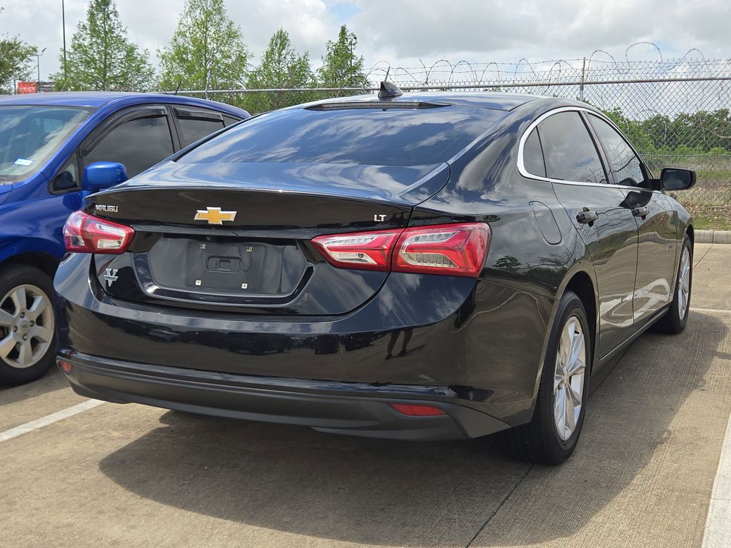2019 Chevrolet Malibu LT - 1