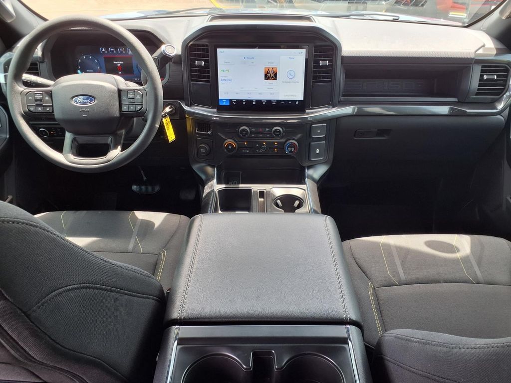 2025 Ford F-150 STX - 8