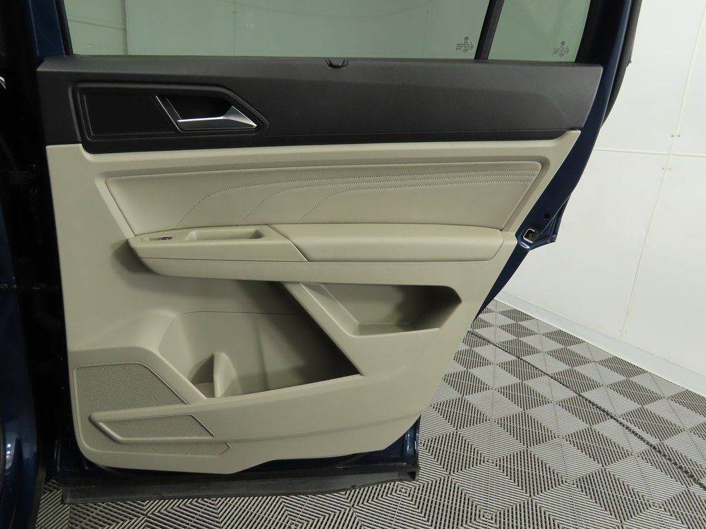 2022 Volkswagen Atlas SEL 27