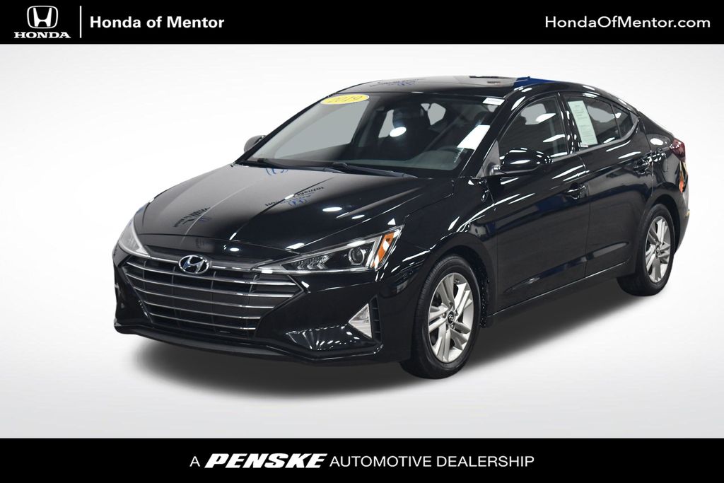 Thumbnail: 2019 Hyundai Elantra - 1