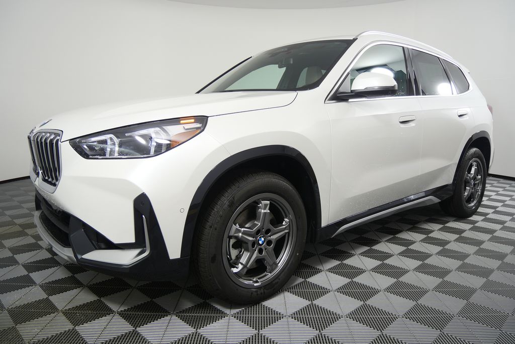 2025 BMW X1 xDrive28i 7