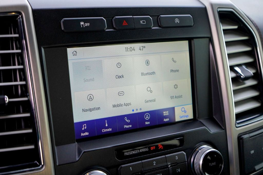 Used Car 2019 Ford F-150  Platinum For Sale Under $35,000 In Taylor, Texas