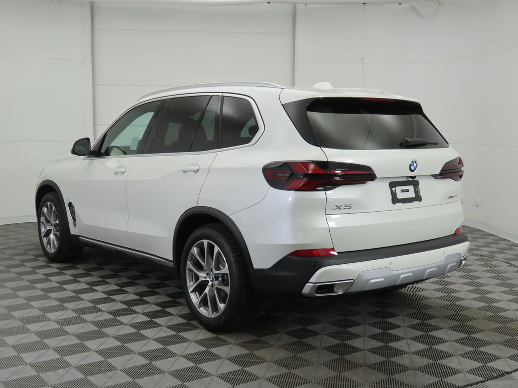 Thumbnail: 2025 BMW X5 - 7