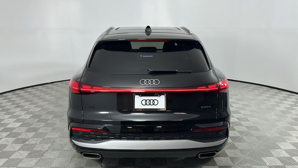 Thumbnail: 2025 Audi Q5 - 4