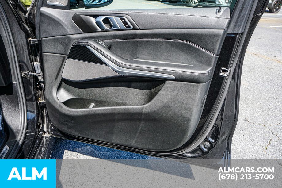 Used 2023 Black BMW M50i image 58