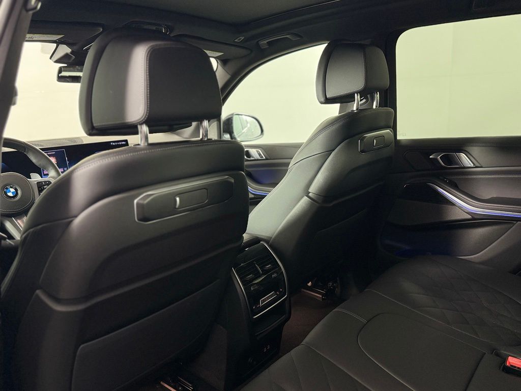 Thumbnail: 2026 BMW X5 - 26