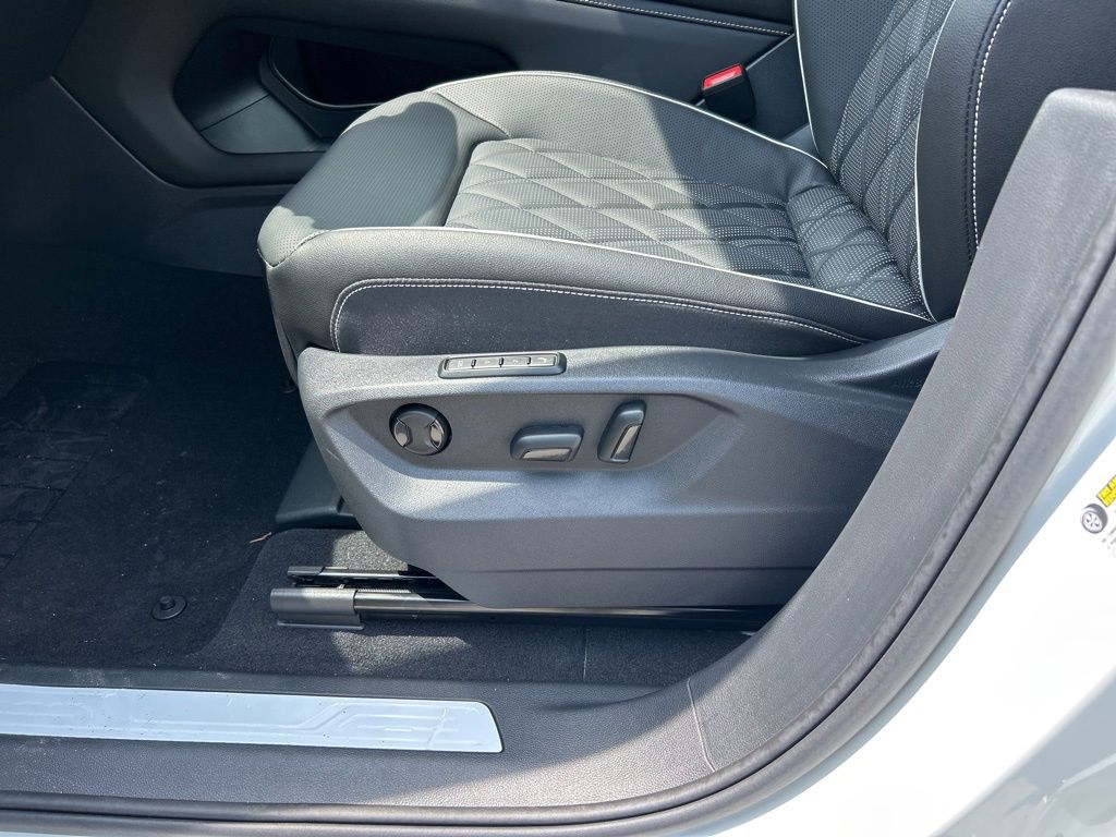 New 2026 White Volkswagen 2.0T SEL Premium R-Line image 16