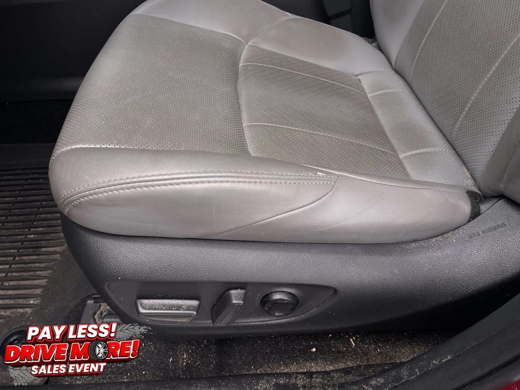 Used 2022 Toyota Venza SUV