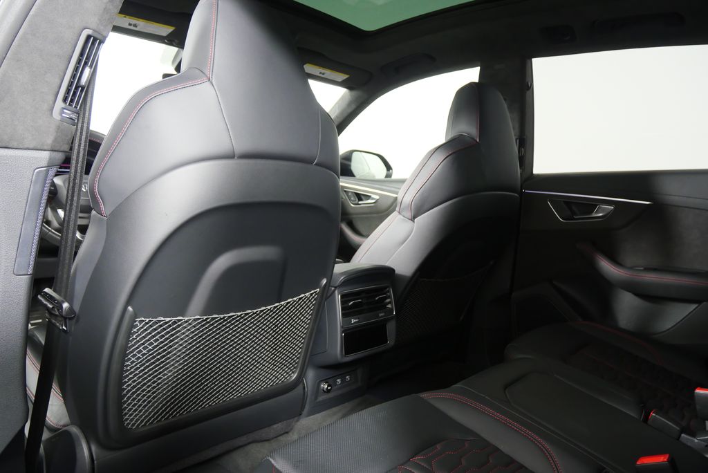 Thumbnail: 2021 Audi RS Q8 - 19