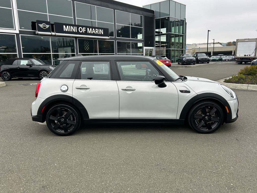 Thumbnail: 2023 MINI Cooper - 6