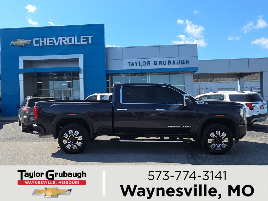 2024 GMC Sierra 2500HD Denali Crew Cab 4WD