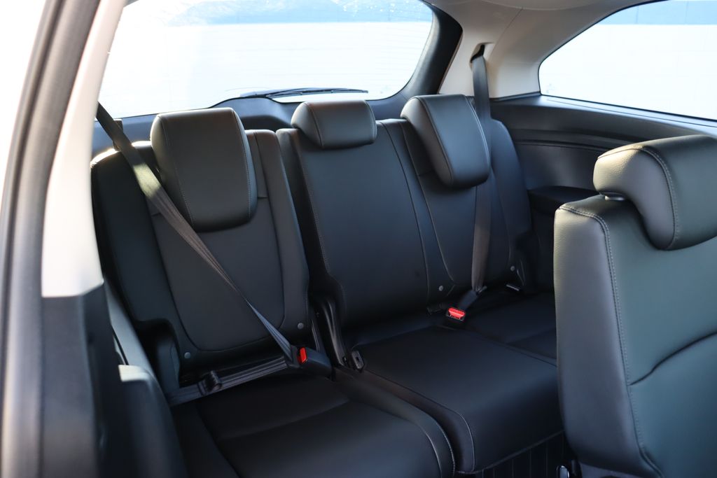 Thumbnail: 2026 Honda Odyssey - 15