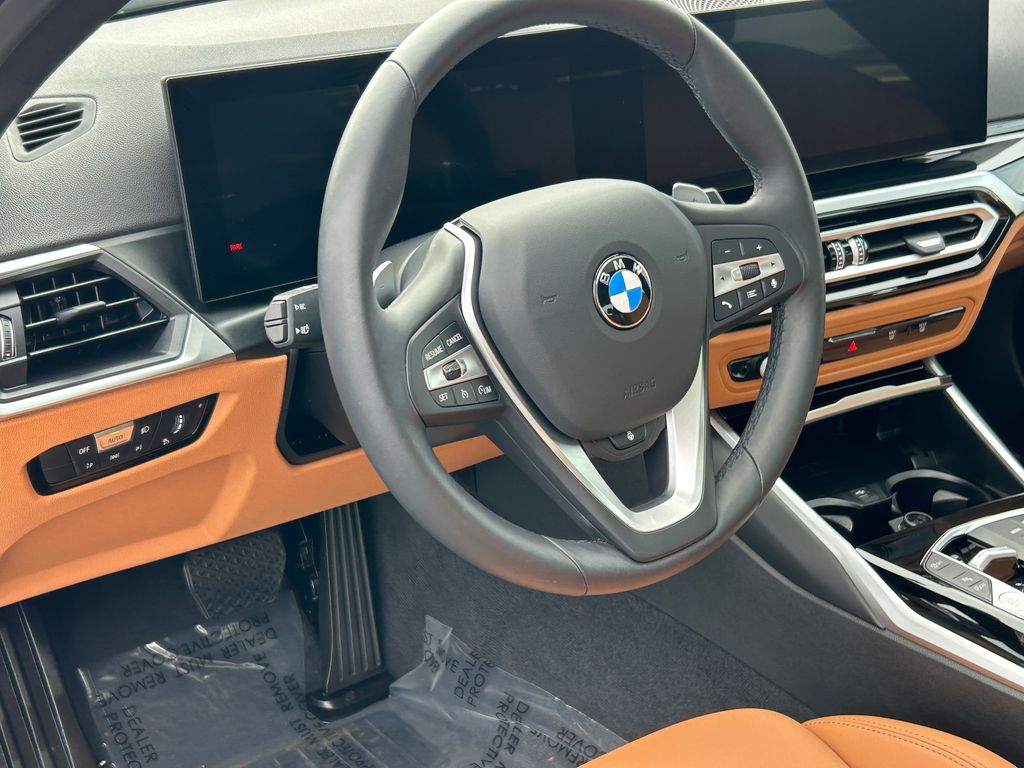 Thumbnail: 2024 BMW 3 Series - 13