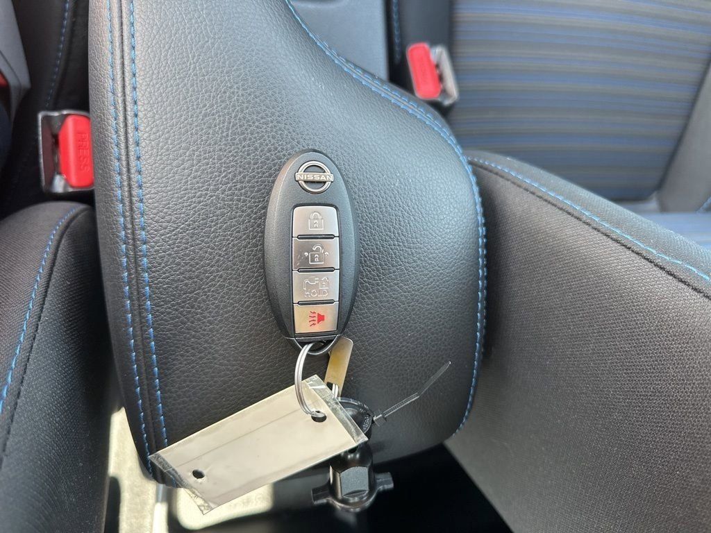 2024 Gun Metallic Nissan LEAF S FWD Hatchback