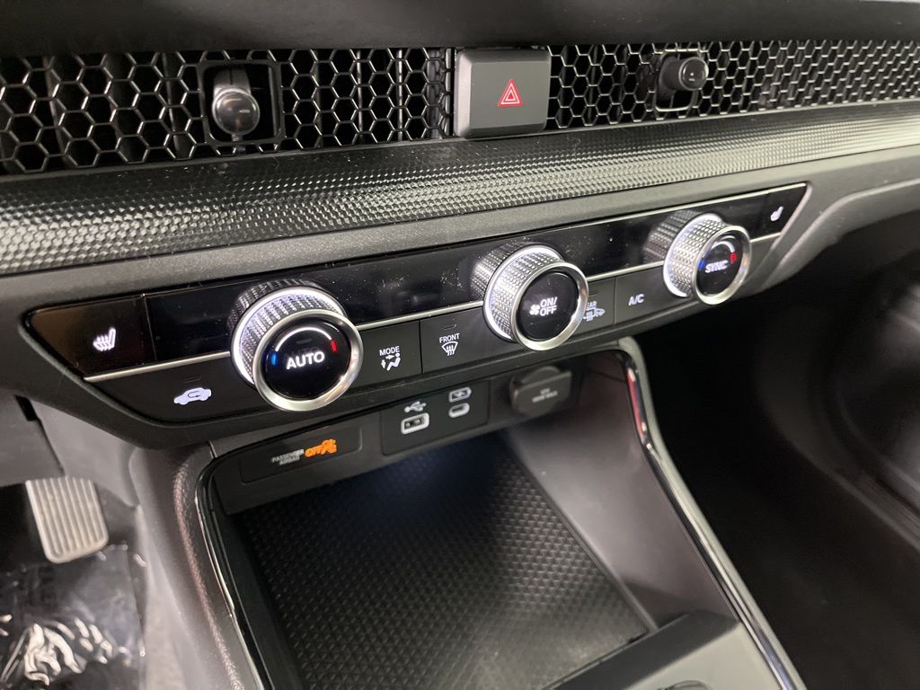 2025 Honda CR-V EX 31