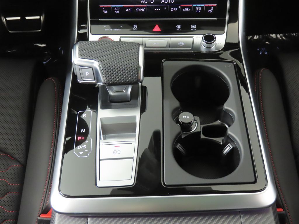 Thumbnail: 2026 Audi RS Q8 - 21