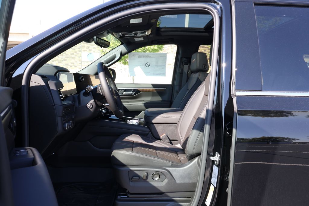 Thumbnail: 2026 Chevrolet Tahoe - 15