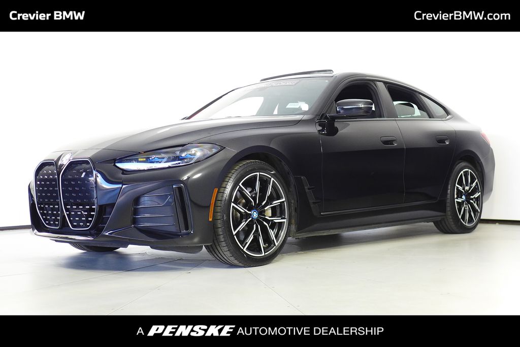 Thumbnail: 2022 BMW i4 - 1