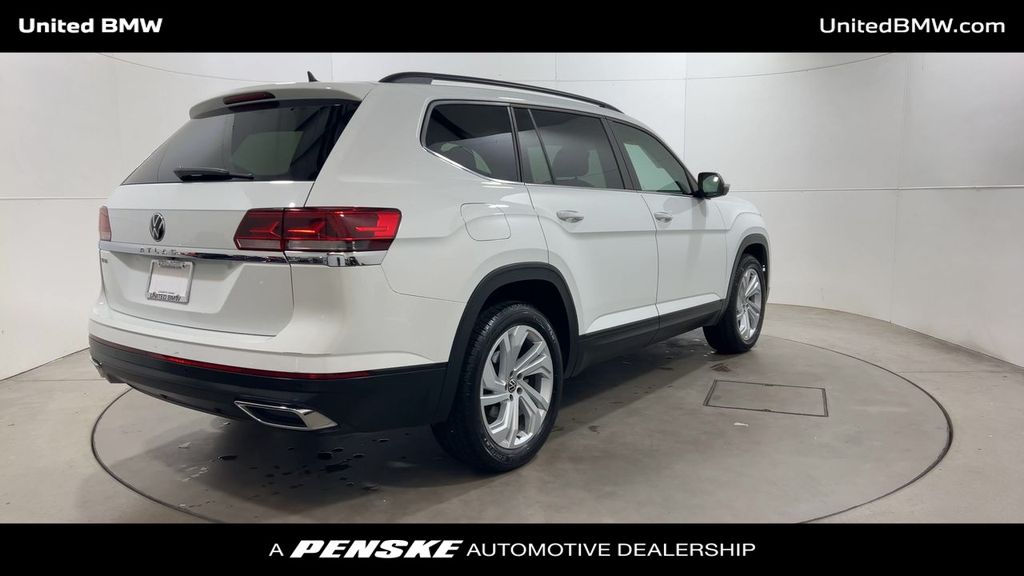 Thumbnail: 2021 Volkswagen Atlas - 8