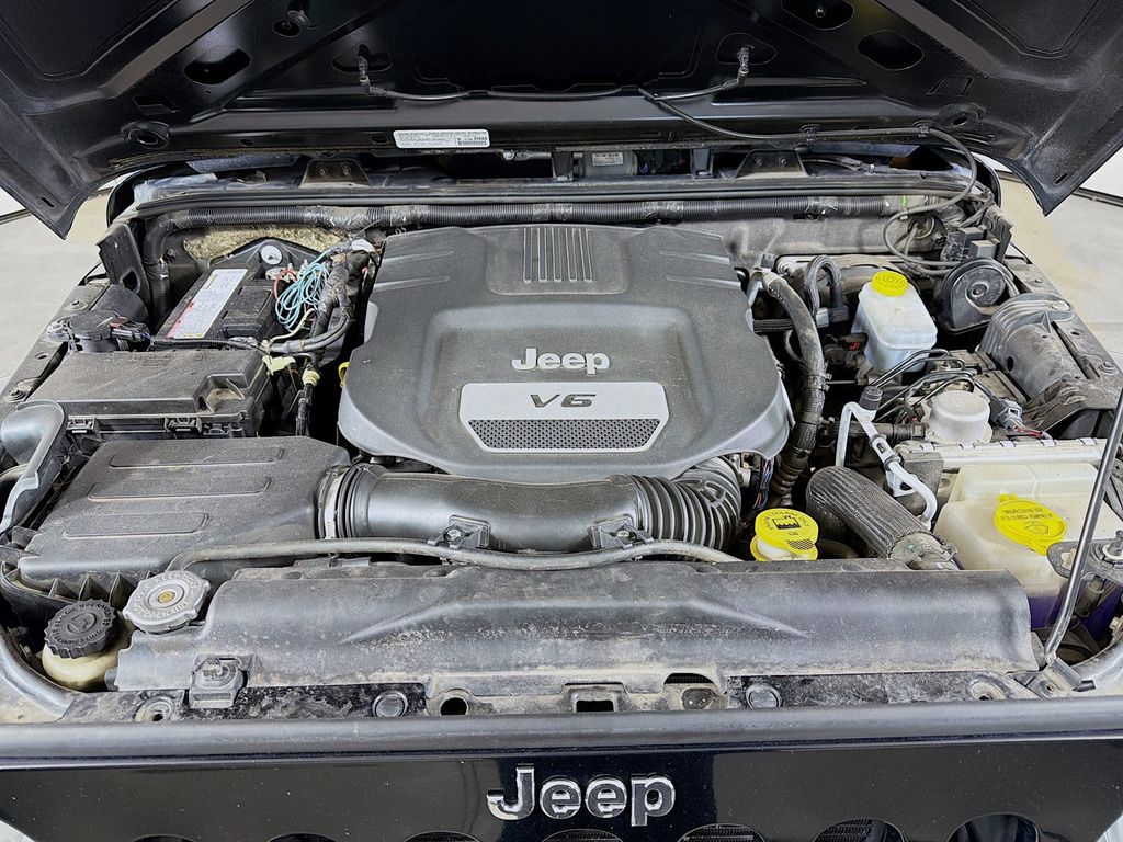 Used 2014 Jeep Wrangler SUV