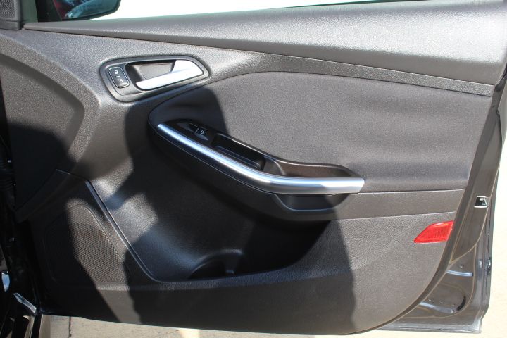 Used Car 2018 Ford Focus  St For Sale In Georgetown, Texas