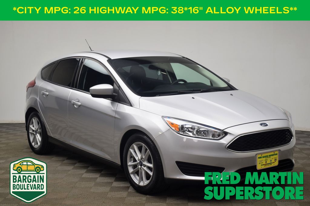 2018 Ford Focus SE Hatchback