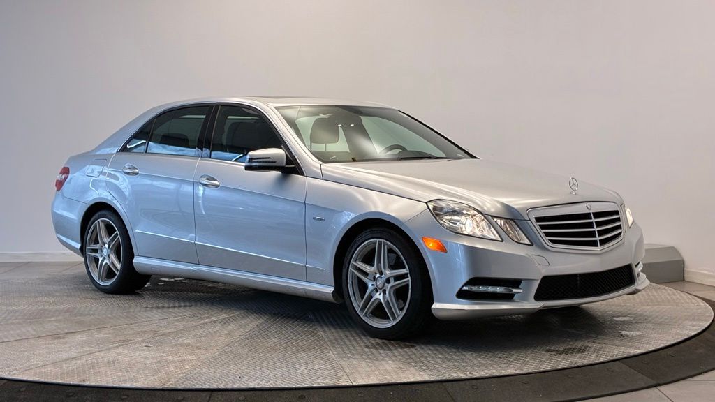 Thumbnail: 2012 Mercedes-Benz E-Class - 8