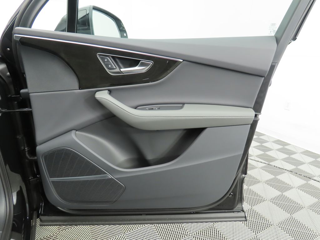 2025 Audi Q7 Premium Plus 27
