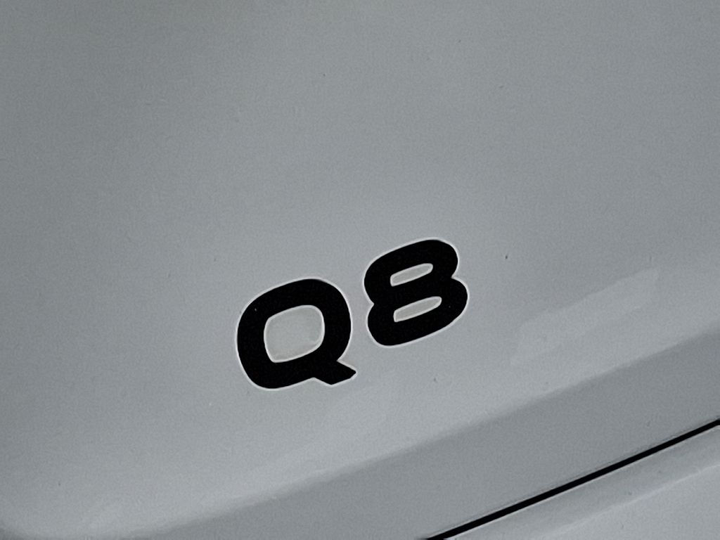 Thumbnail: 2024 Audi Q8 e-tron - 31