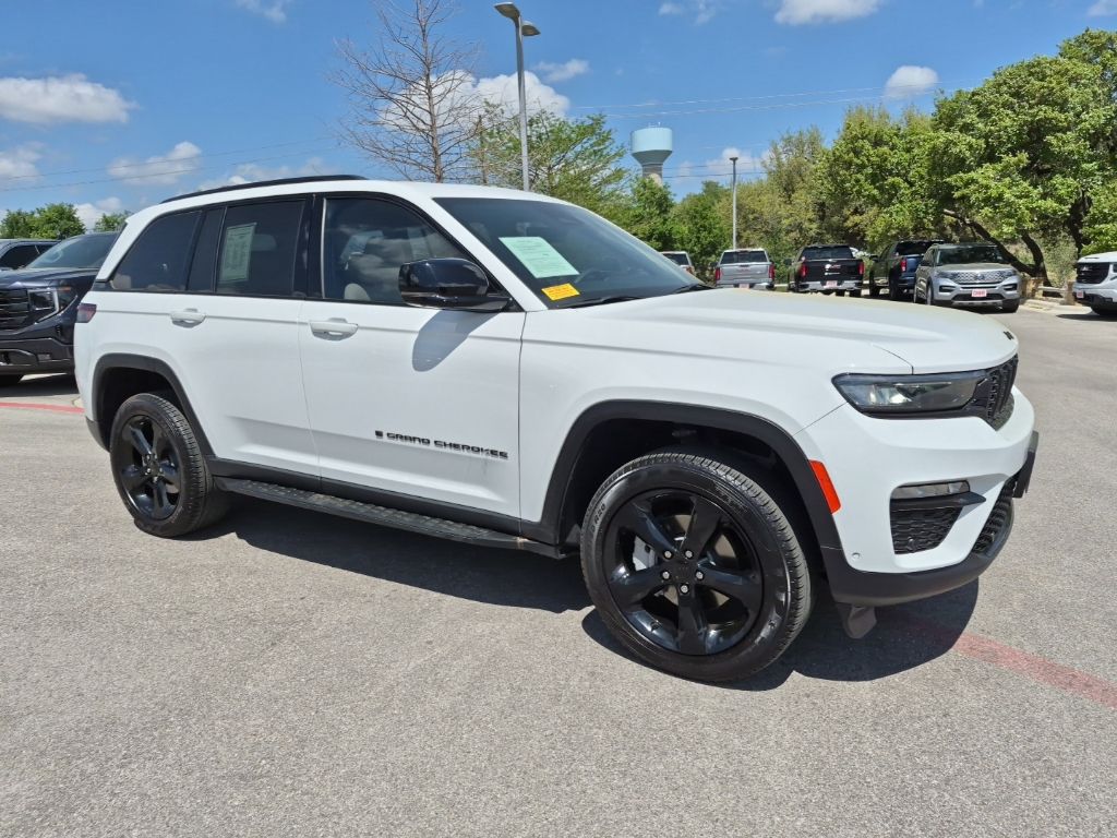 Used Car 2024 Jeep Grand Cherokee  Limited For Sale Under $40,000 In Austin, Texas