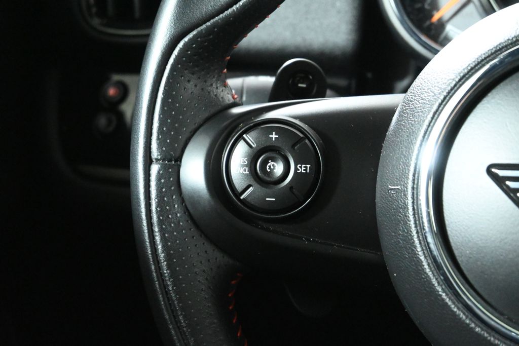 Thumbnail: 2020 MINI Cooper Countryman - 18