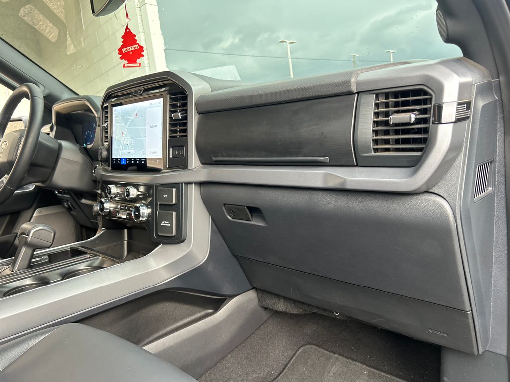 Used 2025 White Ford XLT image 14