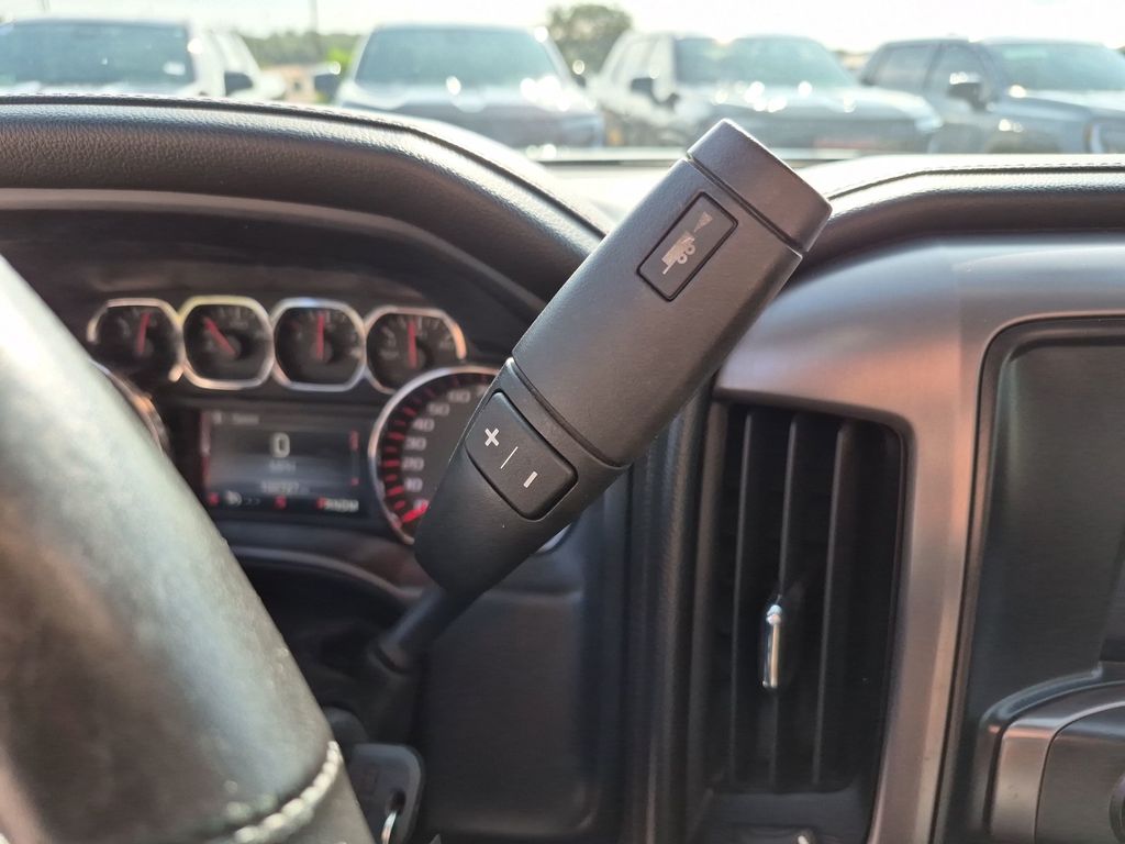 Used 2015 Black GMC SLT image 32