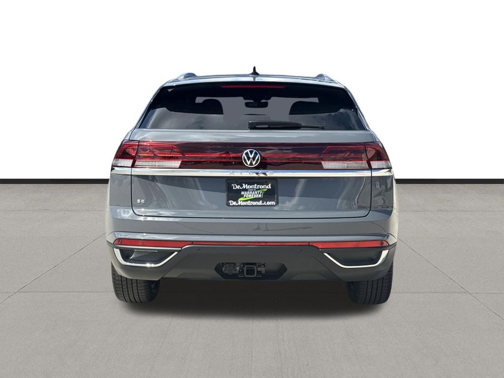 2026 Volkswagen Atlas Cross Sport 2.0T SE w/Technology Gray at DeMontrond Auto Country