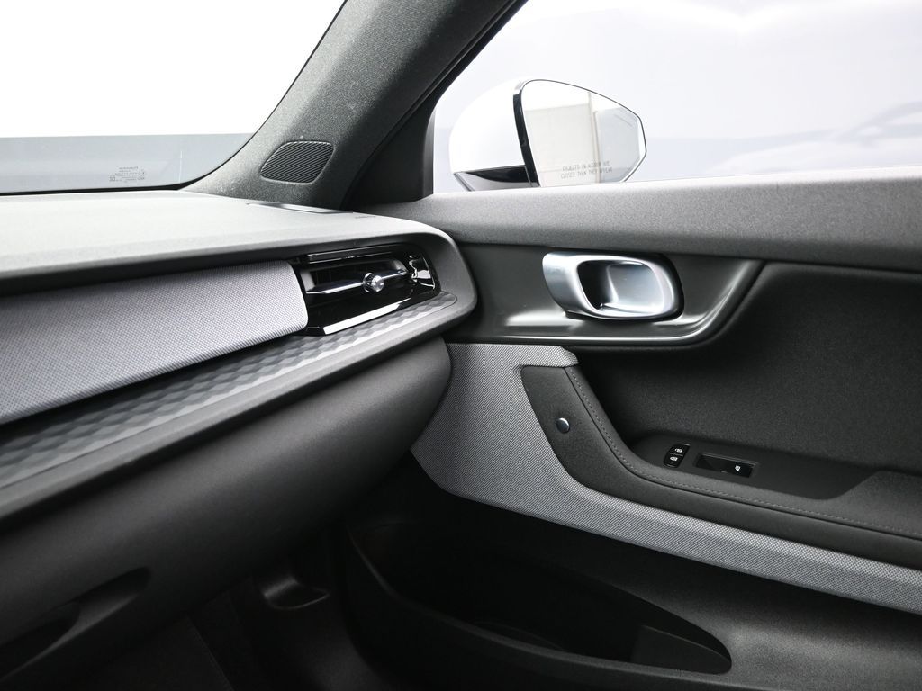 2022 Polestar 2 Long Range Dual Motor