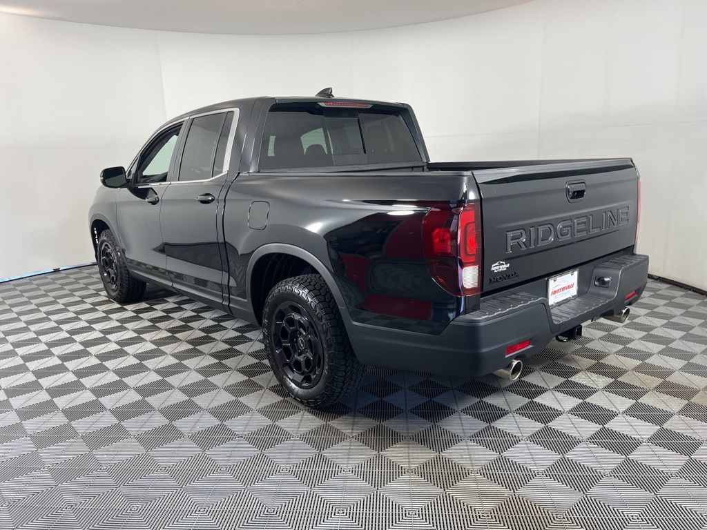 Thumbnail: 2025 Honda Ridgeline - 3