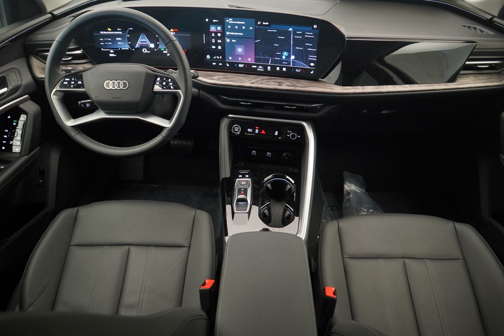 Thumbnail: 2025 Audi Q5 - 8