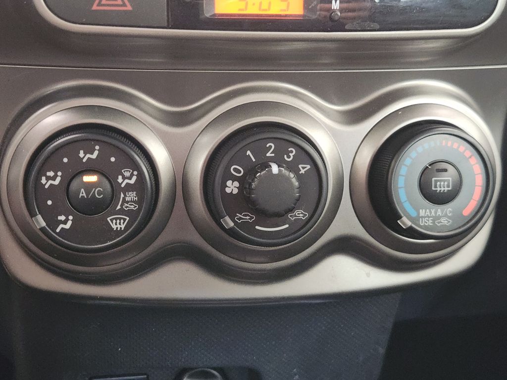 Used 2014 Gray Scion Base image 19