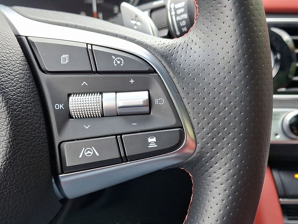 2023 Genesis G70 3.3T 22
