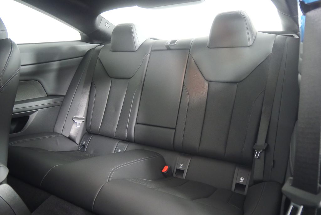 Thumbnail: 2026 BMW 4 Series - 14