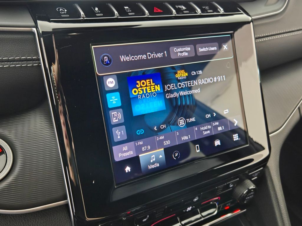 new 2025 Jeep Grand Cherokee L car, priced at $34,375